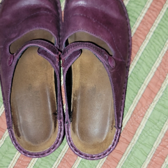 NAOT Leather Clogs Size 5 Women's - Picture 6 of 7